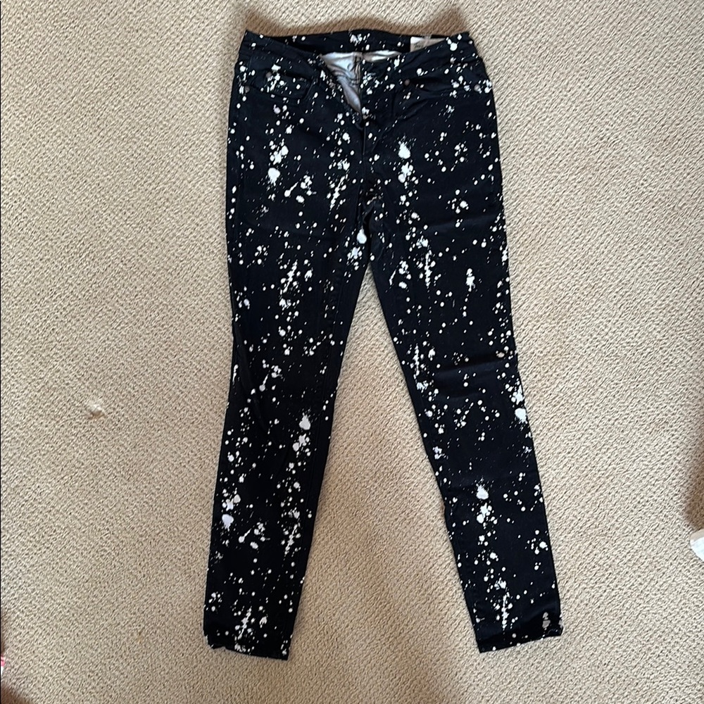 Vince Camuto Black Skinny Jeans with Splatter Paint Size 6 / 28